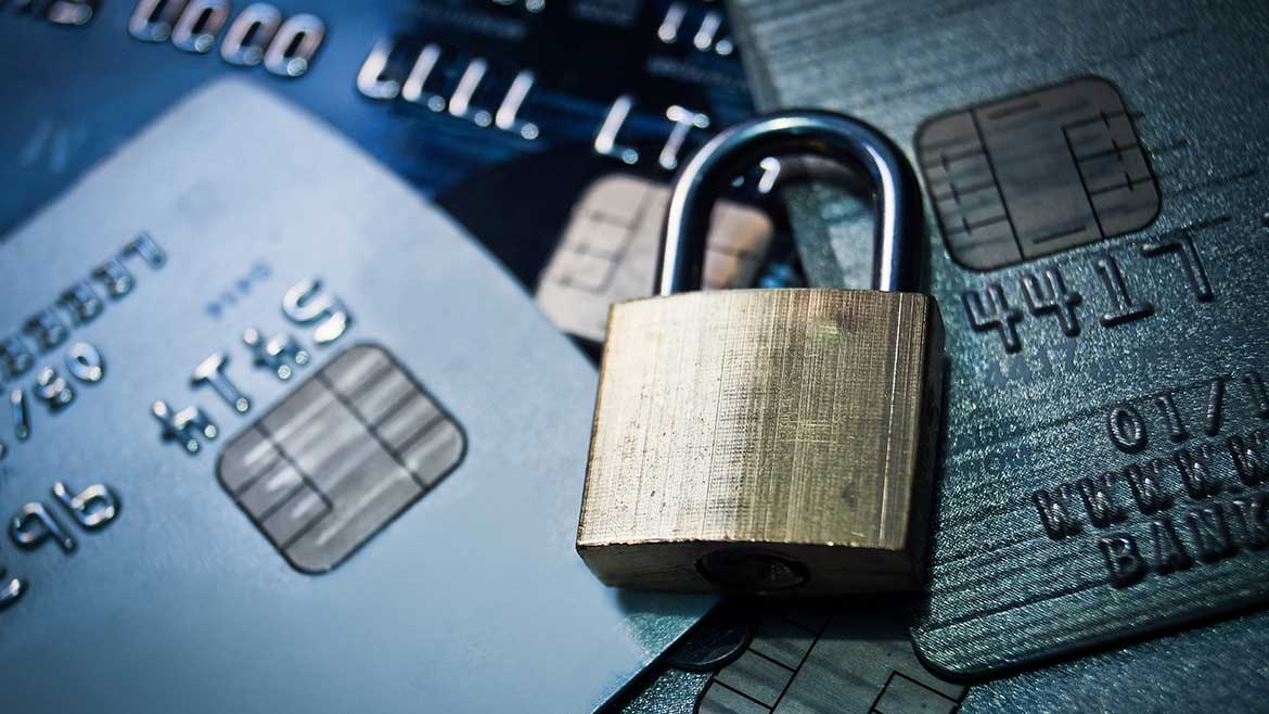 4 Tips to Protecting Yourself from Identity Theft During the Holidays