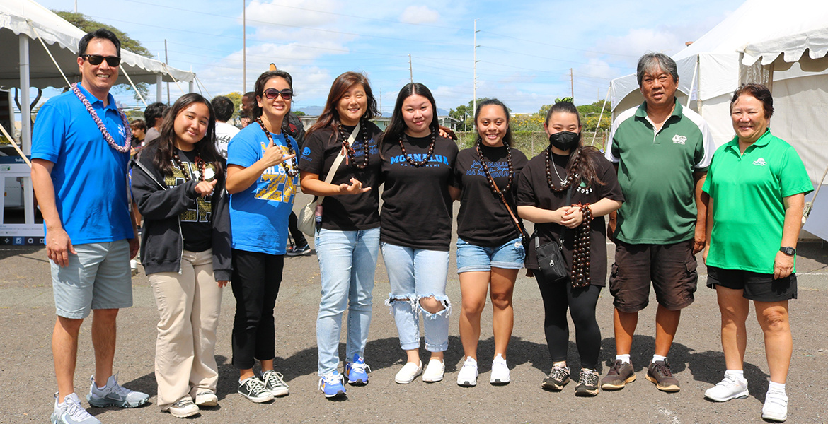 DTRIC Insurance Teams Up With Farrington High and Kalakaua Middle Schools During Distracted Driving Awareness Month